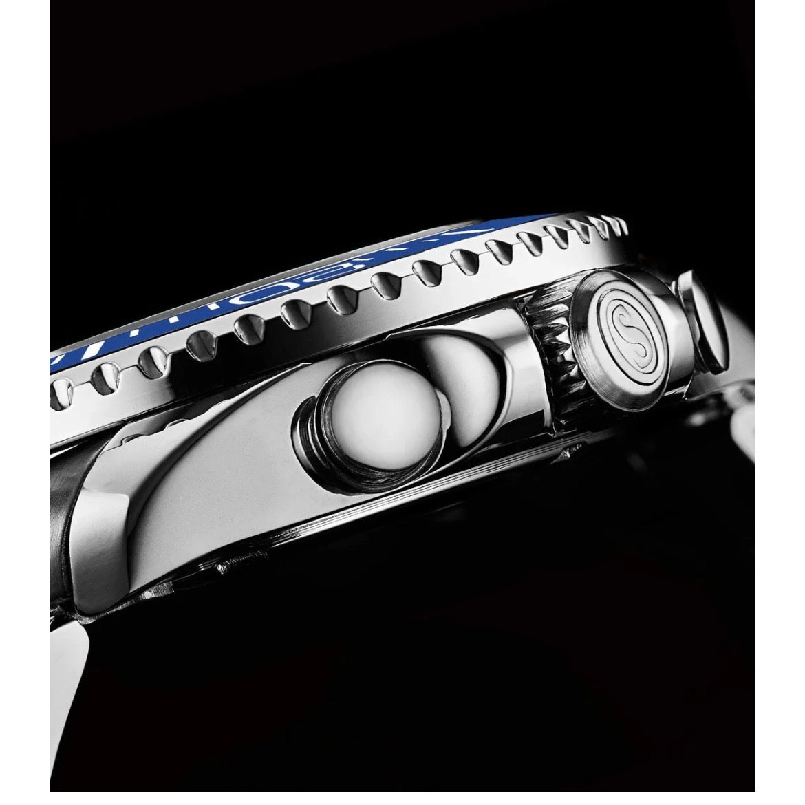 Stührling Brigadier Quartz 3966 Chronograph 42mm Diver White dial / blue bezel